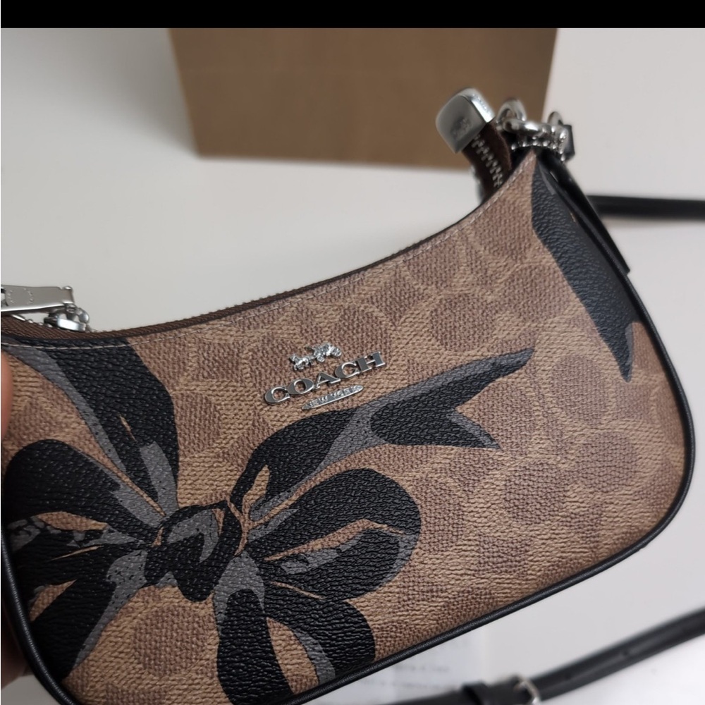 Coach Teri Mini Crossbody Signature Canvas w Bow Print Tan/Black